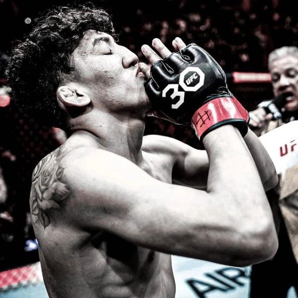 Who is Raul Rosas Jr? Age, Mma,Net worth 2023, Parents,ethnicity & Height